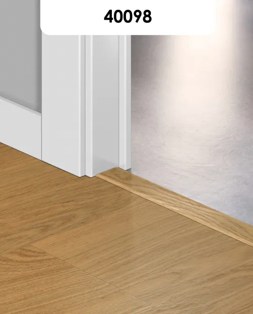 Quick Step Alpha Bloom dekorazonos vinyl burkolatváltó sín