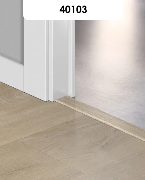 Quick Step Alpha Bloom dekorazonos vinyl burkolatváltó sín