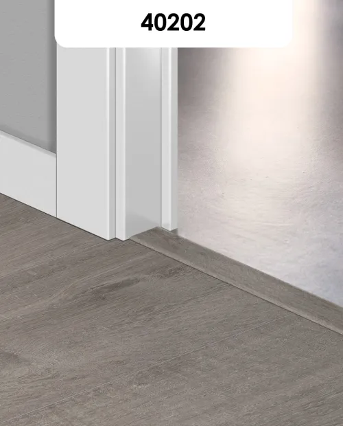 Quick Step Alpha Bloom dekorazonos vinyl burkolatváltó sín