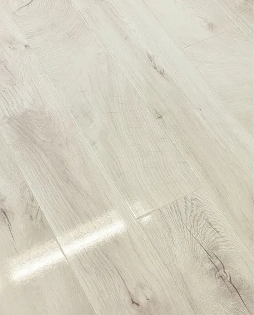 Kaindl laminált padló 8 mm Aqua Pro O251