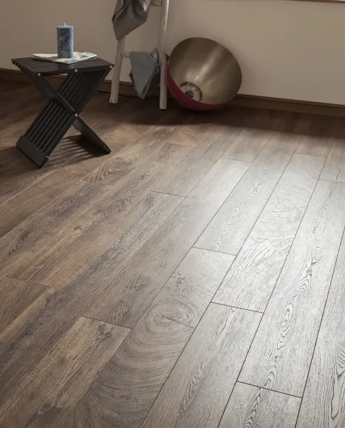 Kaindl laminált padló 10 mm Natural Touch K4382