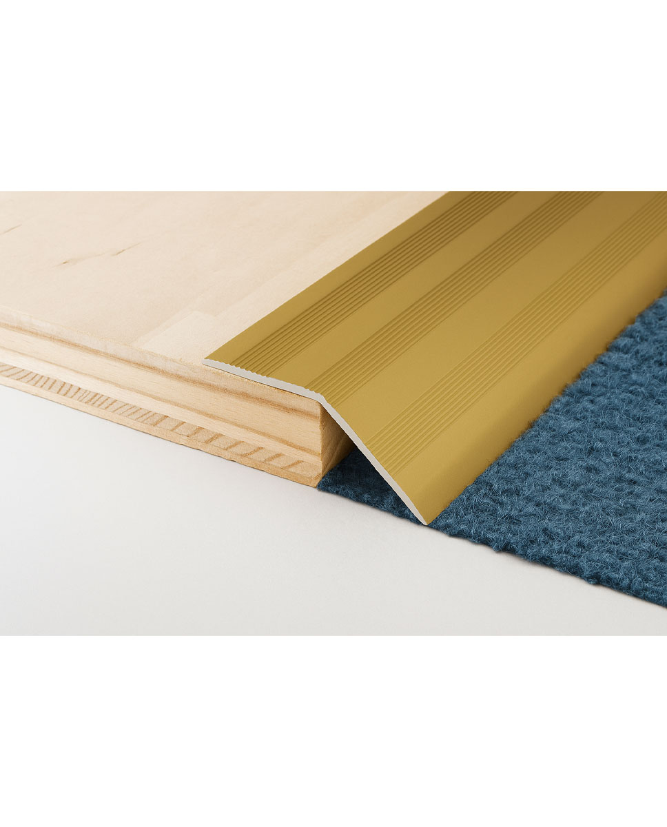 3.7 cm széles öntapadós szintkülönbséges burkolatváltó eloxált 90 cm A39