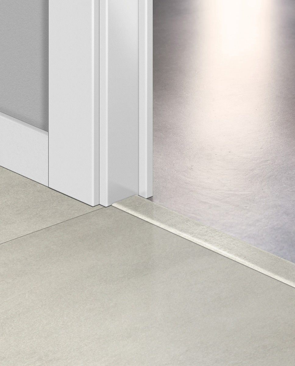 Quick-Step Vinyl dekorazonos vinyl burkolatvaltó sín 40049 Akciós készlet 