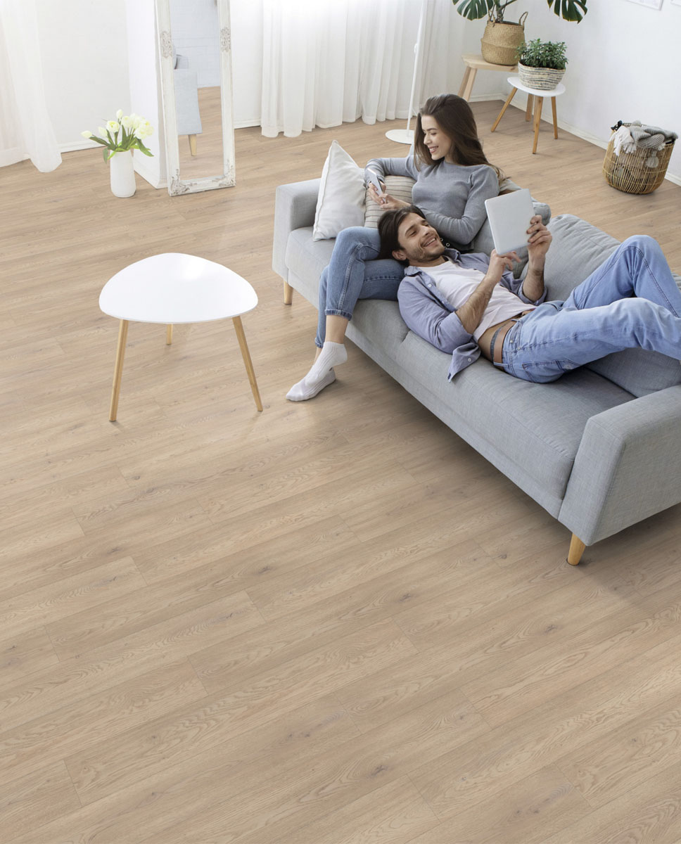 Kaindl laminált padló 8 mm Natural Touch K2737