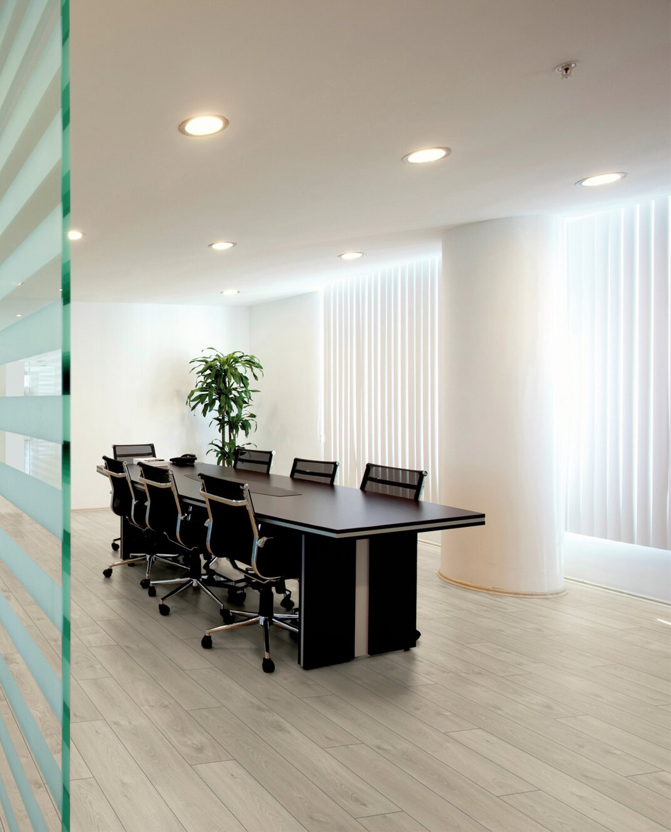 Swiss Krono laminált padló Sync Chrome Engelberg Oak 3034