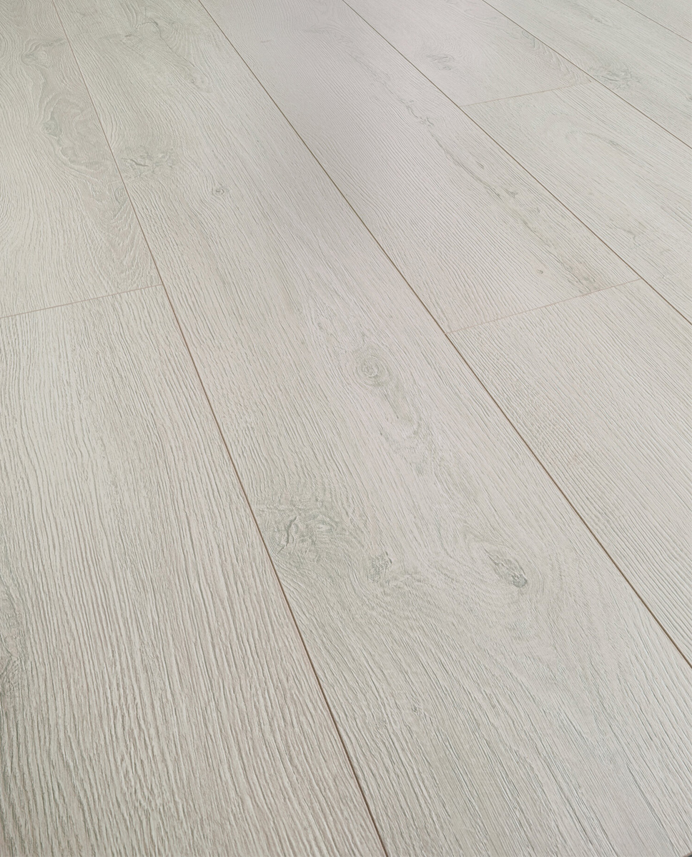 Swiss Krono laminált padló Sync Chrome Toscana Oak 3916