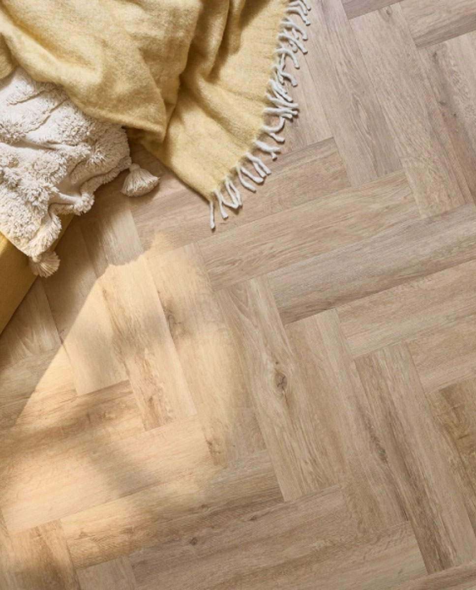 Arbiton SPC padló Amaron Herringbone CA184 Windsor Oak