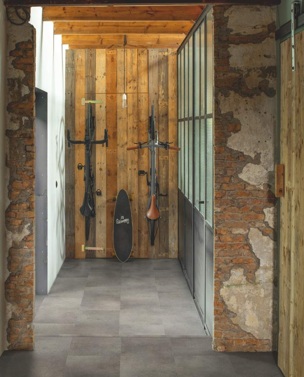 Quick Step vinyl padló Alpha Oro Base Tiles 4 mm AVSTT40234